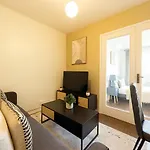 2 Bed Flat Near Barbican Centre