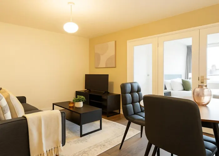 2 Bed Flat Near Barbican Centre